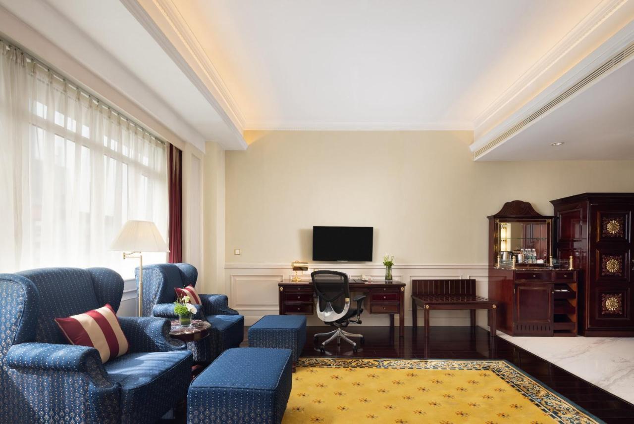 Crowne Plaza Landmark Shenzhen: Border-close Retreat With Heated Pool 酒店 5*